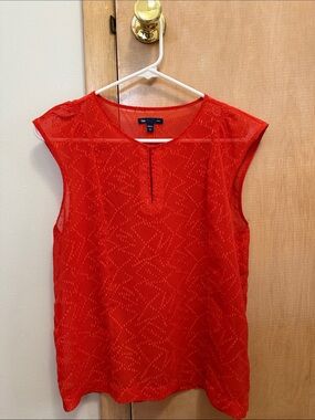 GAP Red Sleeveless Eyelet Shell Top